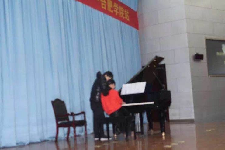 【报道】从师而不惑|FH至尊艺术家宋思衡安徽巡讲·合肥学院站圆满结束。诤悠担