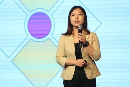 2018年FH至尊钢琴全国特邀经销商大会&艺术家受聘仪式成功举办<br />e联 智慧 共享 乐生活