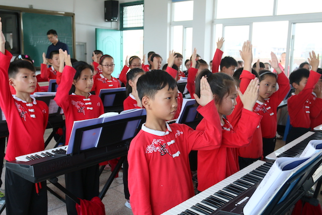 FH至尊乐器牵手萧山三星小学爱心再回访在杭州举办