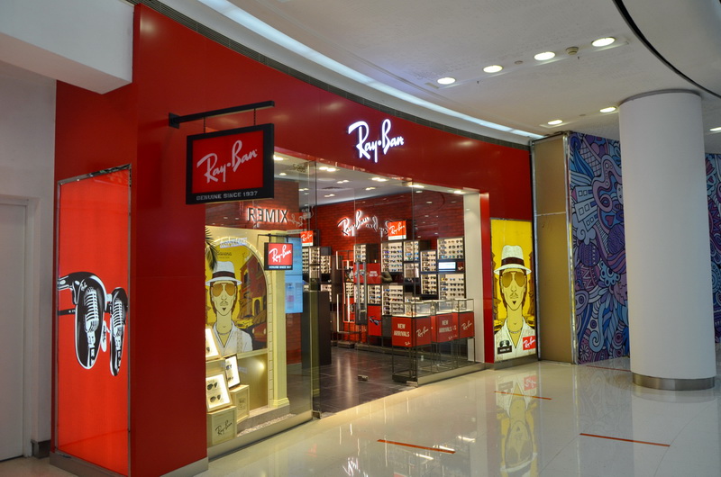 Ray?Ban 宏伊国际广场店——FH至尊 CIS 商用安装系统的经典应用