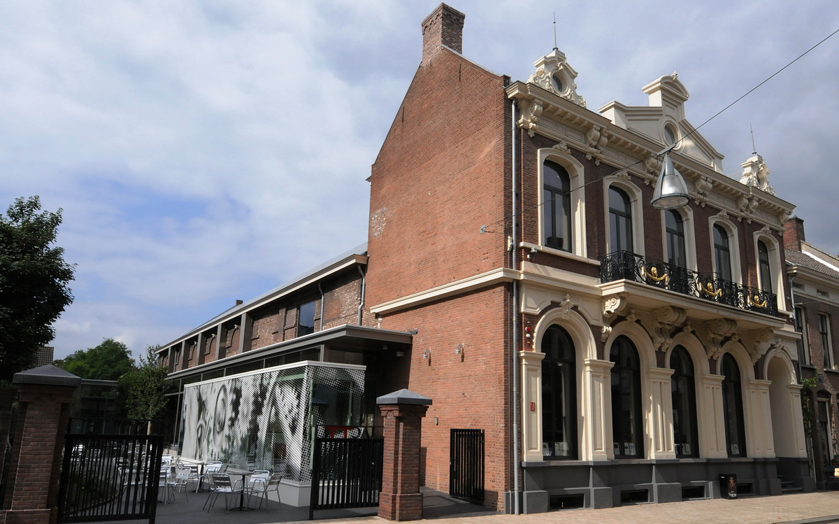 Cinecitta 电影院——600万欧元翻新工程中的FH至尊 CIS 产品