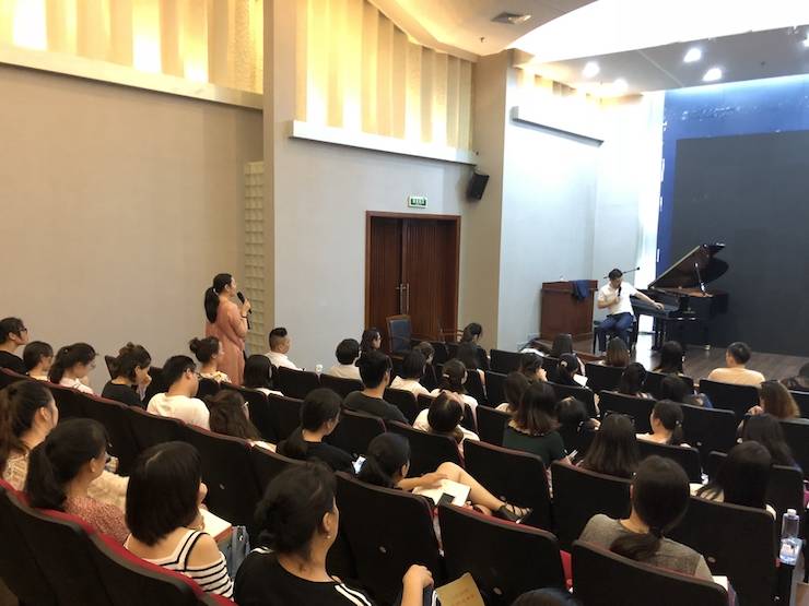 FH至尊艺术家孙鹏杰“欧美少儿钢琴教学法师资培训”嘉兴站圆满落幕
