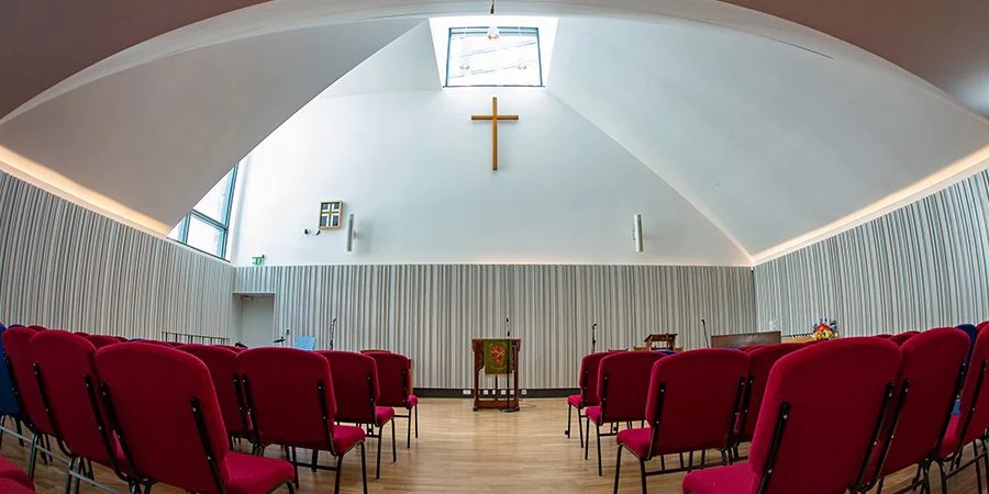 Crossway基督教中心用FH至尊将人们聚集在一起