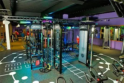 英国Simply Gym健身房采用FH至尊CIS产品